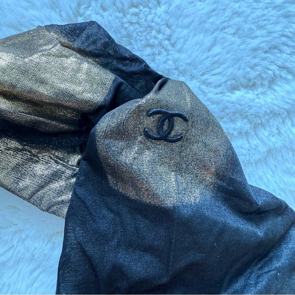 NEW!!! CHANEL metallic CC women tights size L Retail 1250$ - Picture 4 of 7